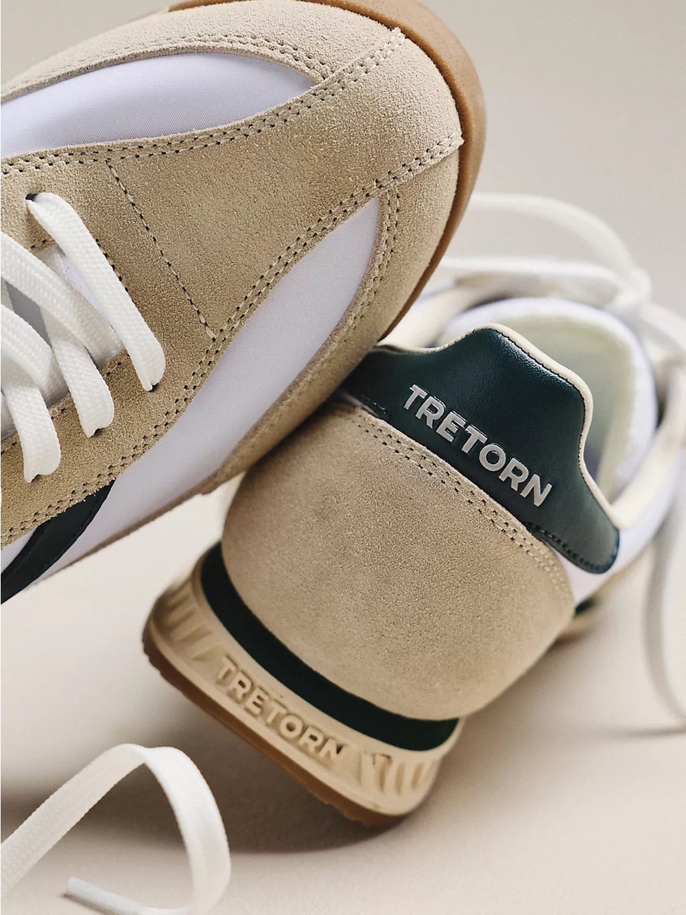 Women’s Tretorn Leather Kristine Retro Jogging Sneakers~~NW BOX~~Size 7.5~~💚